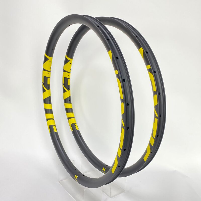 You want custom graphics/colours on carbon rims?, photo 2 of 3