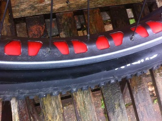 Tubeless Northpaw rims with Knard 29+, photo 1 of 3