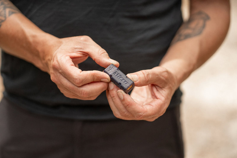 kLite Micro USB charging, photo 4 of 5