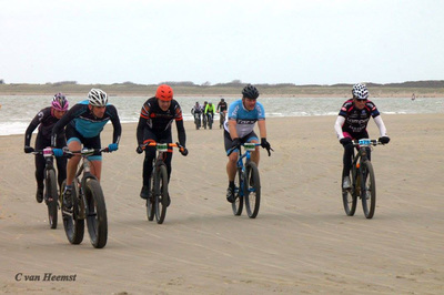 Strandrace Brouwersdam 2015, photo 2 of 12
