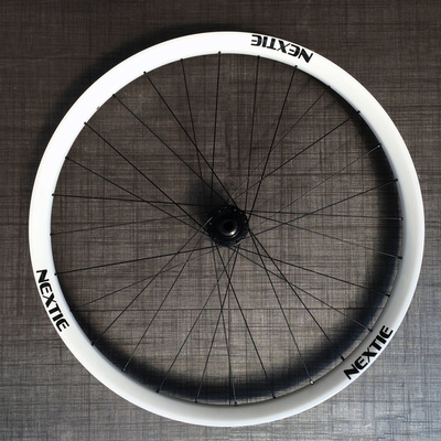Nextie Snow Fox 29+ wheelset, photo 5 of 6