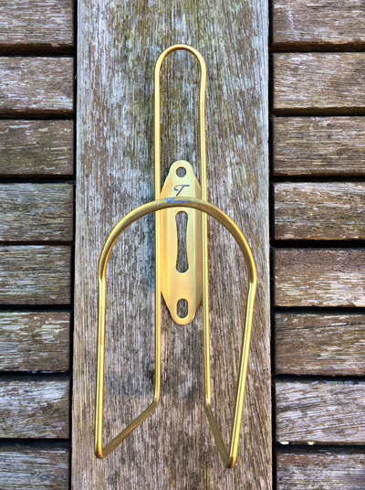 Travers titanium Bottle cages, photo 7 of 24