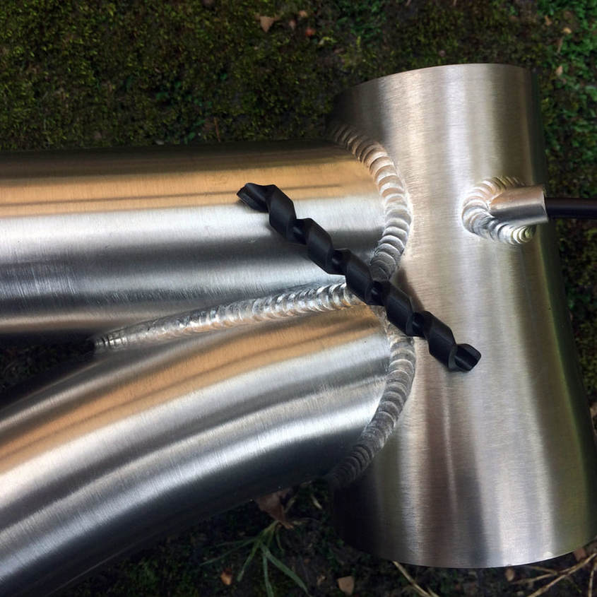 Internal cable rattle, photo 1 of 4