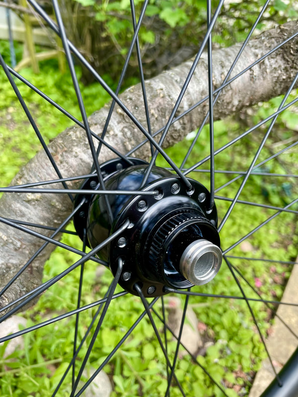 Nextie CRV 700 gravel wheel build, photo 3 of 8