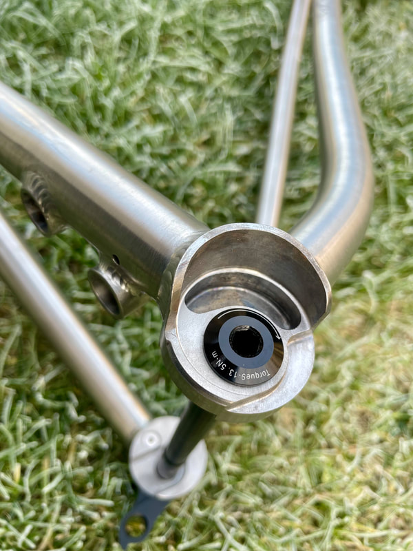 Travers DIRTi EVO Team 56cm frame, photo 2 of 8