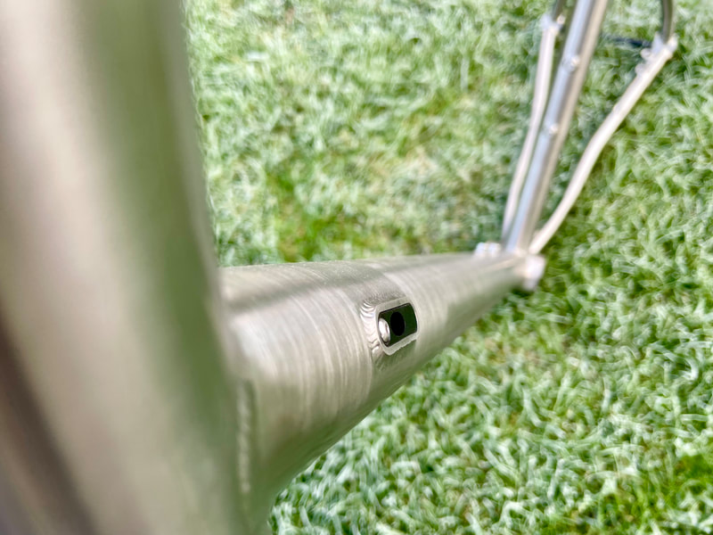 Travers DIRTi EVO Team 56cm frame, photo 6 of 8