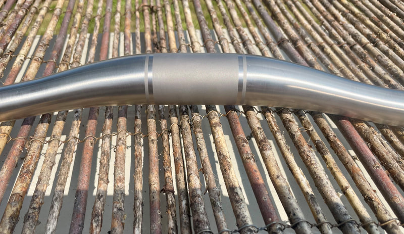 Travers 800mm Titanium riser bar, photo 4 of 5