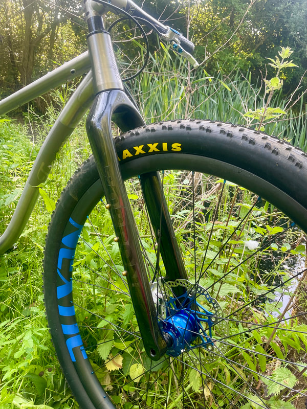 Introducing the EVO Prong Carbon MTB Fork, photo 2 of 3
