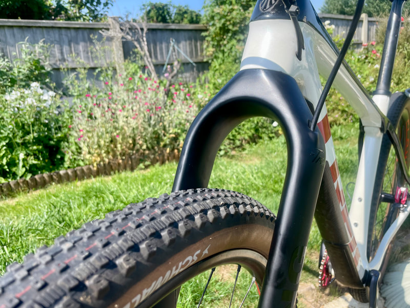 Trek Supercaliber Goes Rigid – Travers EVO Prong Carbon Fork Conversion, photo 3 of 4