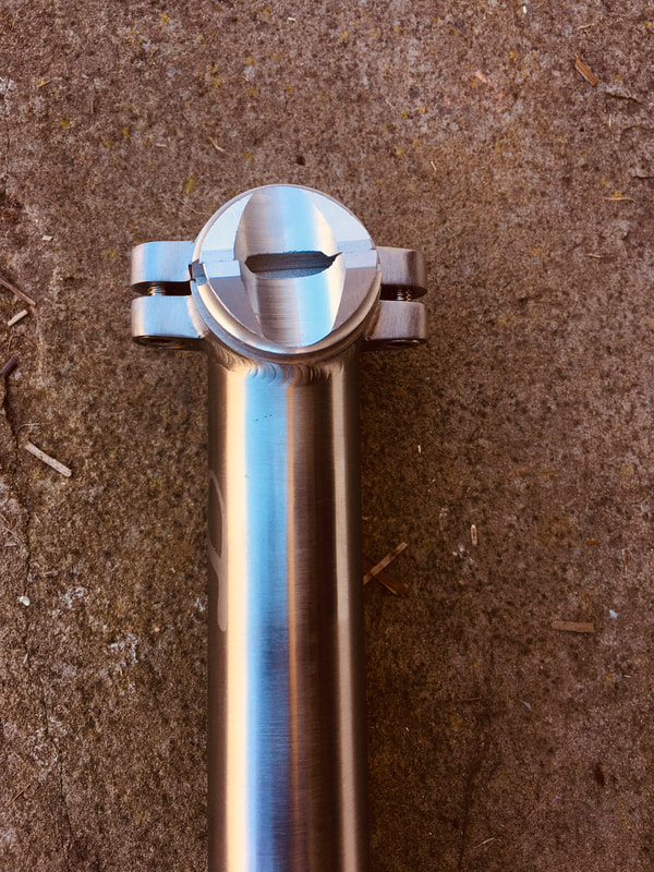 Travers Titanium inline seatpost, photo 3 of 4