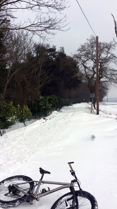 Great ride in the snow this morning, some big big drift and some perfect power. What mountain bikes are made for!Drifting RUSSTi, photo 4 of 4