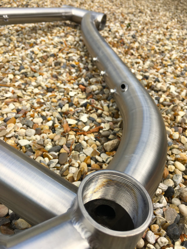 Bendy Bespoke Bike Frame, photo 7 of 8