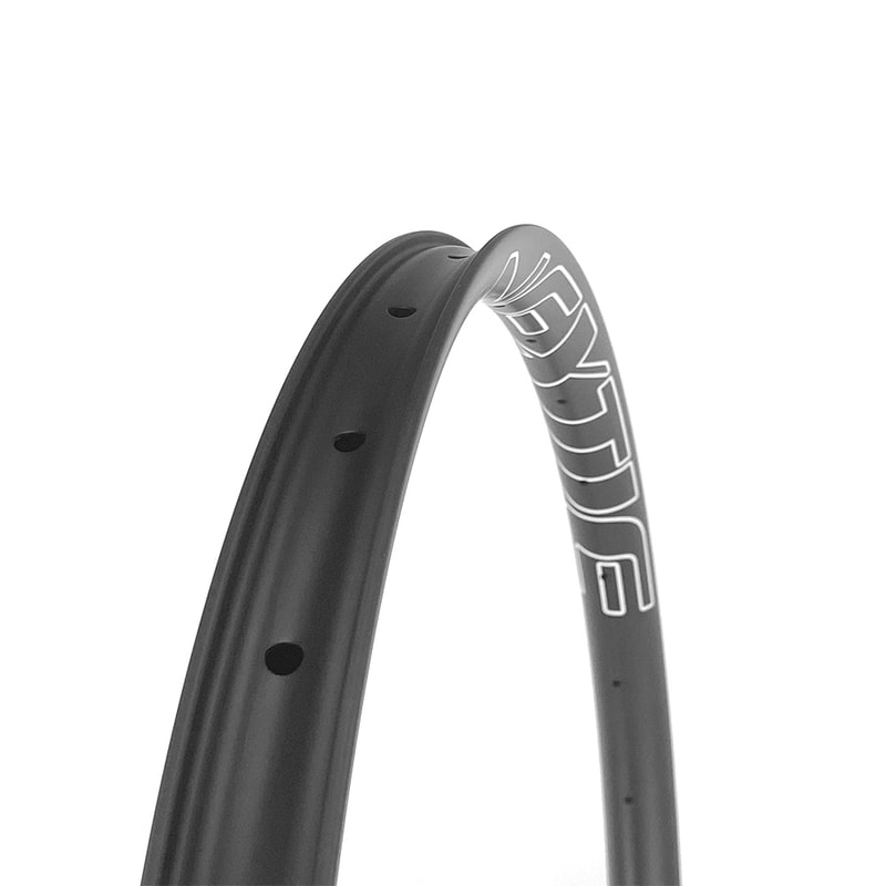 New Carbon Down hill rims, photo 2 of 4