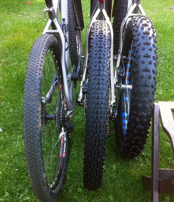 wide mountain bike tyres